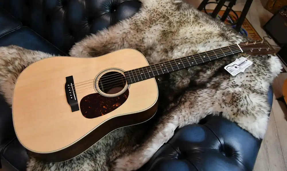 Martin D-16E Westerngitarre Saisonangebot